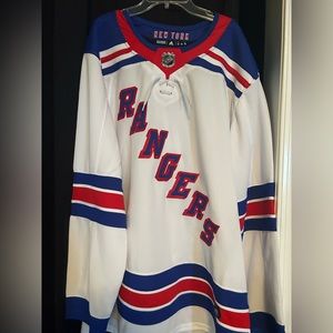 NEW YORK RANGERSJERSEY XXL BRAND NEW NEVER WORN